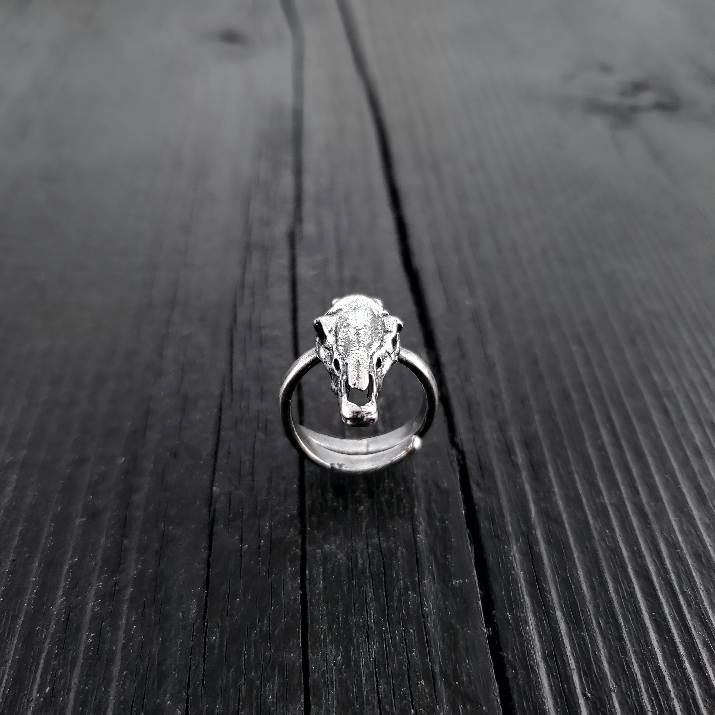 Horse Skull Ring - Solid Hand Cast Silver Plated Bronze - Oxidised Finish - Sizes 5 to 11 Available - Rare Unique Gift for Him or Her
