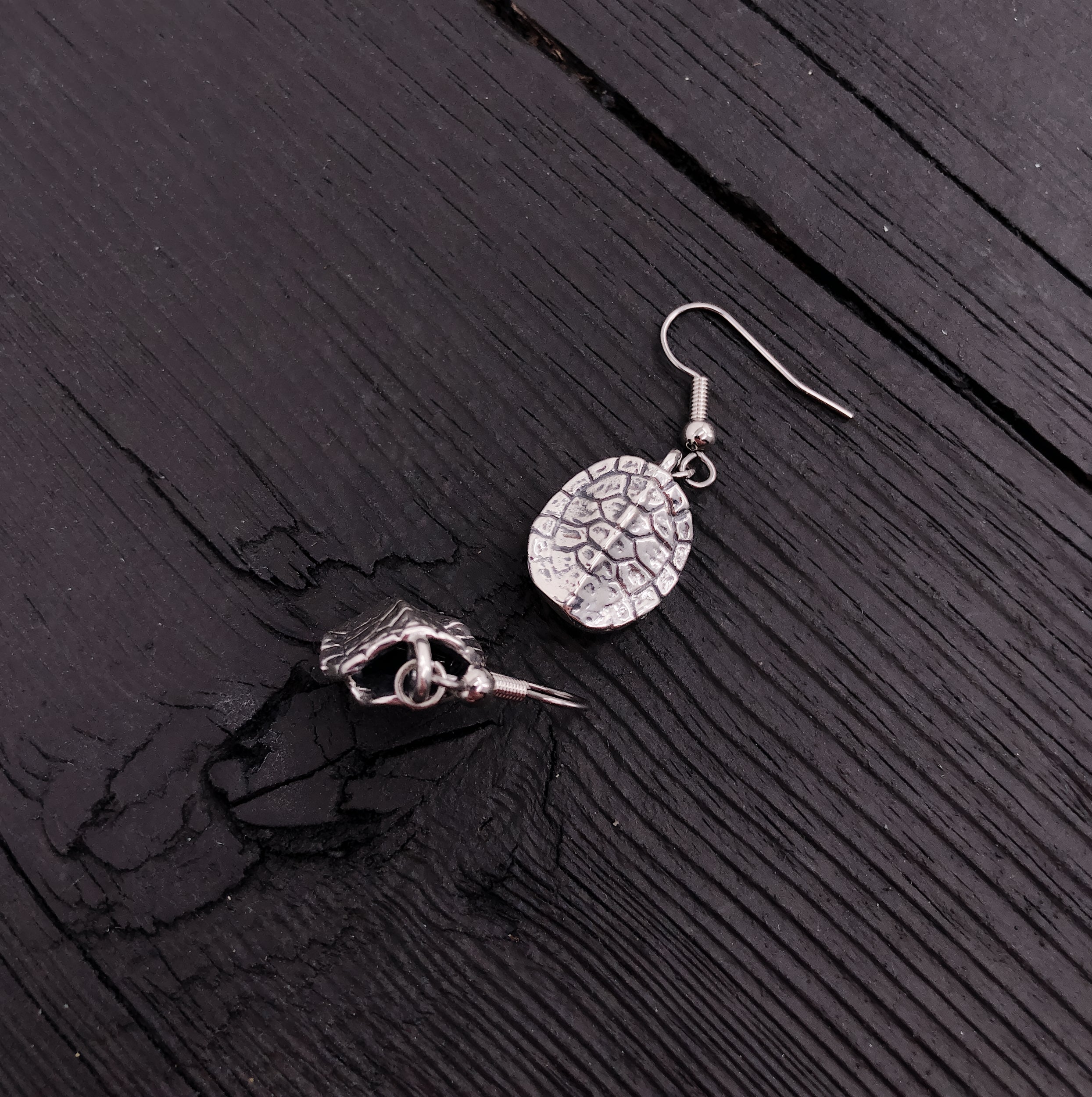 Silver earrings with delicate bird design | Moon Raven